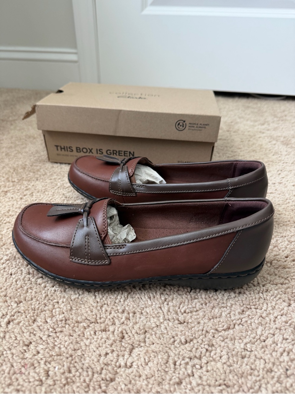 Clarks Ashland Bubble Brown Multi Leather Slip-On Tassel Loafer Women’s Sz 9 M